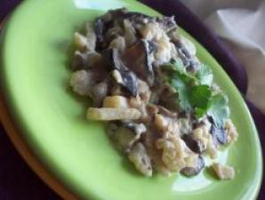 Картошка в сметане на сковороде: особенности приготовления Тушеная картошка со сметаной в духовке