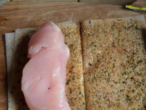 Рецепт: Жаренная куриная грудка - в листах для жарки магги и с гарниром из брокколи и цветной капусты